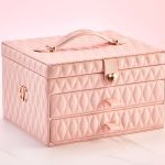 Hunter Luxury renews successful partnership with Charlotte Tilbury for Pillow Talk Dreams Come True vanity case (Photo: Hunter Luxury)