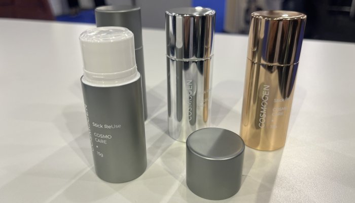 Cosmogen premiumise son stick ReUse avec un habillage en aluminium