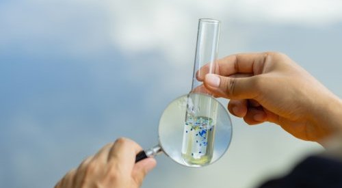 EU backs new microplastic rules amid clash over green goals and competitiveness