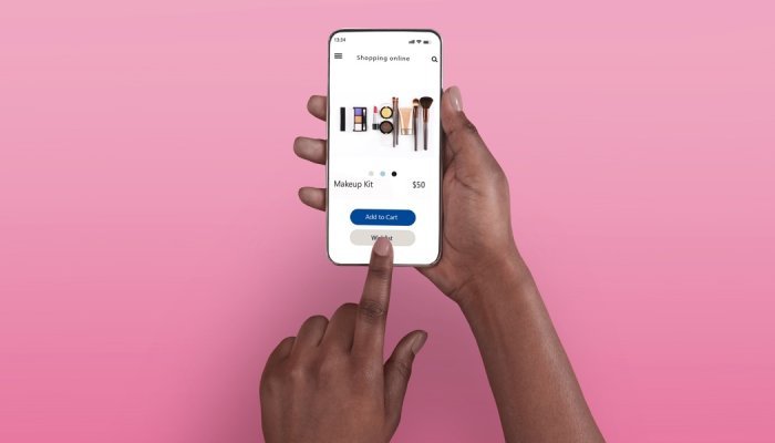 In the US, users shop more frequently on Snapchat than on Instagram